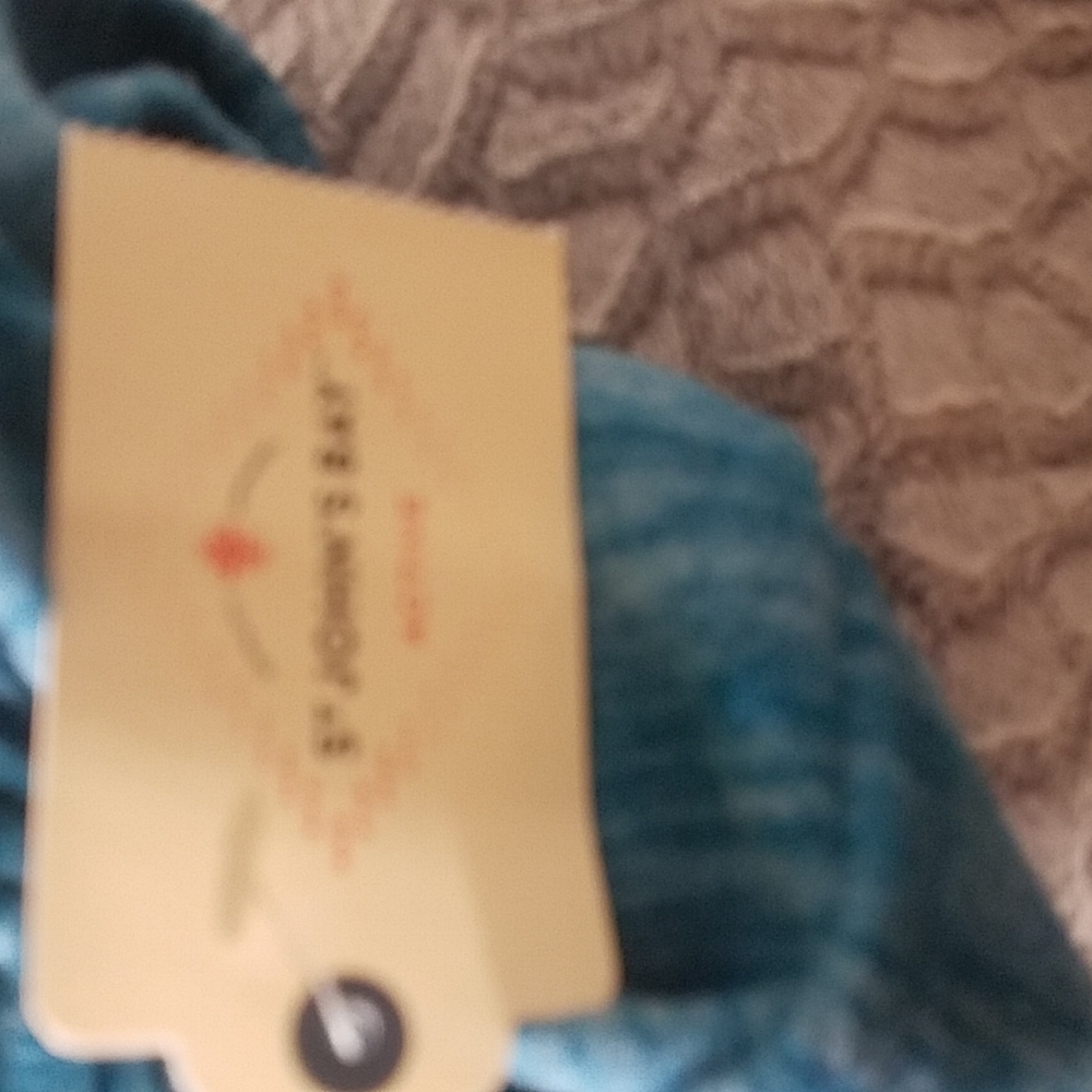 NWT St John's Bay Teal Blue V Neck Sweatshirt Shirt Size Small New with Tags - Picture 6 of 6